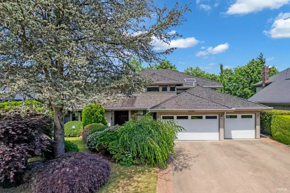 Fitness Center Photo Near 11681 Summit Crescent, Delta, BC