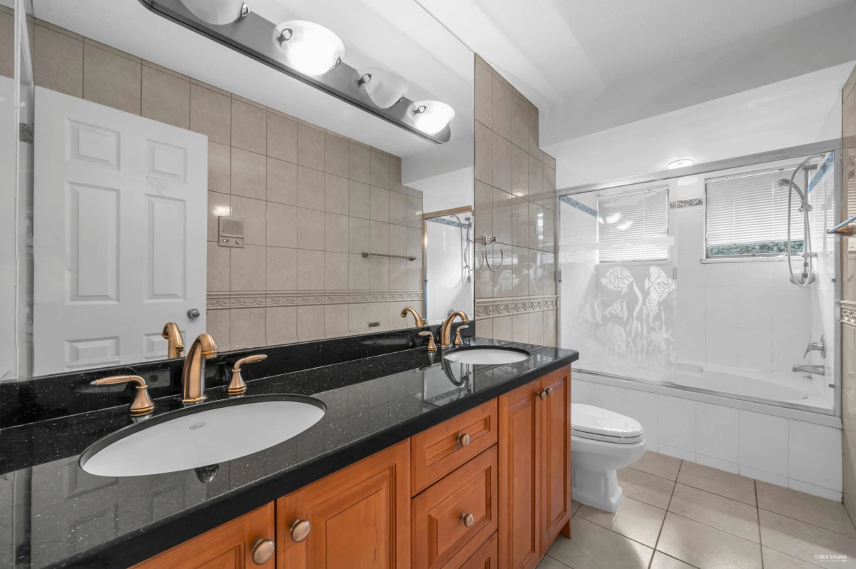 Outdoor Patio Photo of 11681 Summit Crescent, Delta, BC