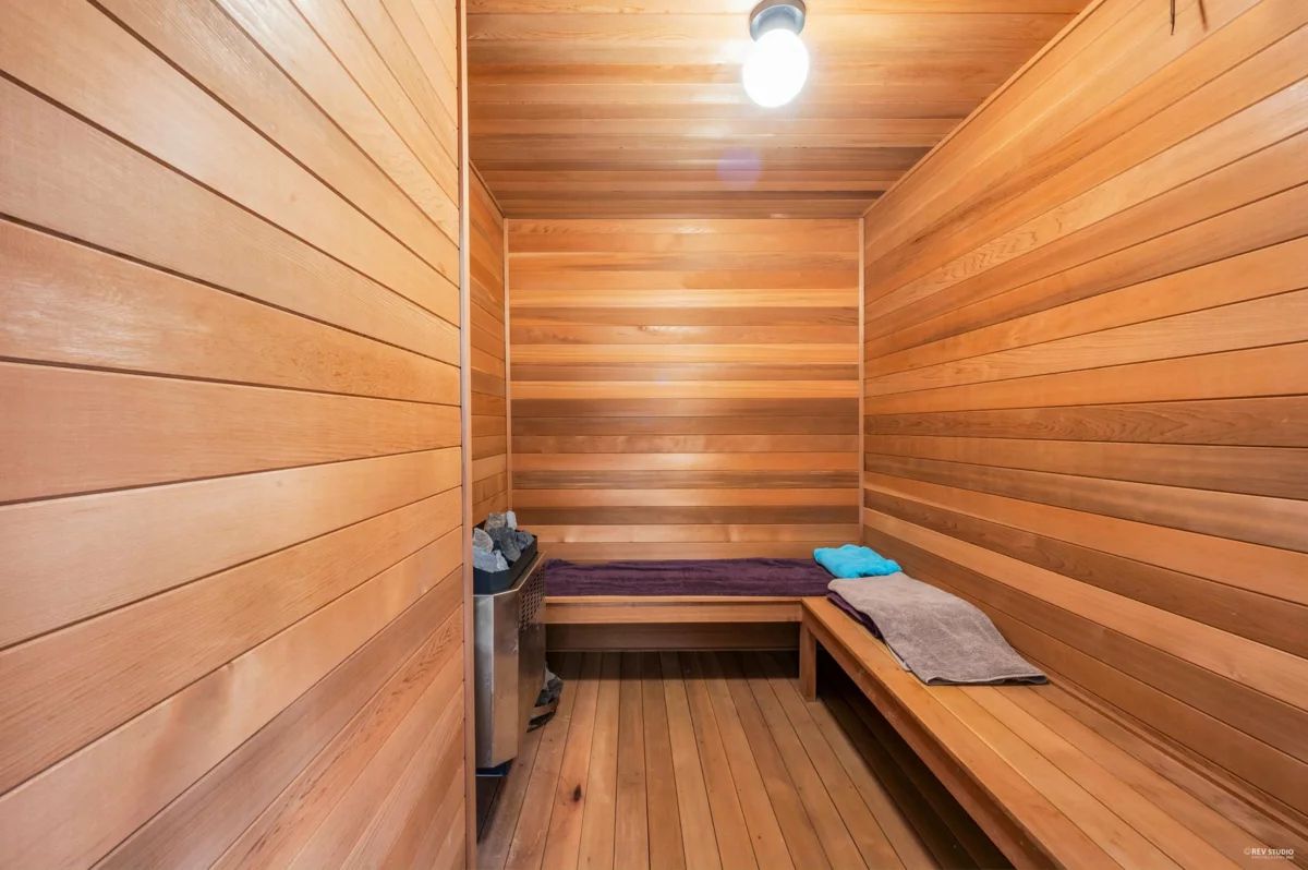 Swimming Pool Photo of 11681 Summit Crescent, Delta, BC