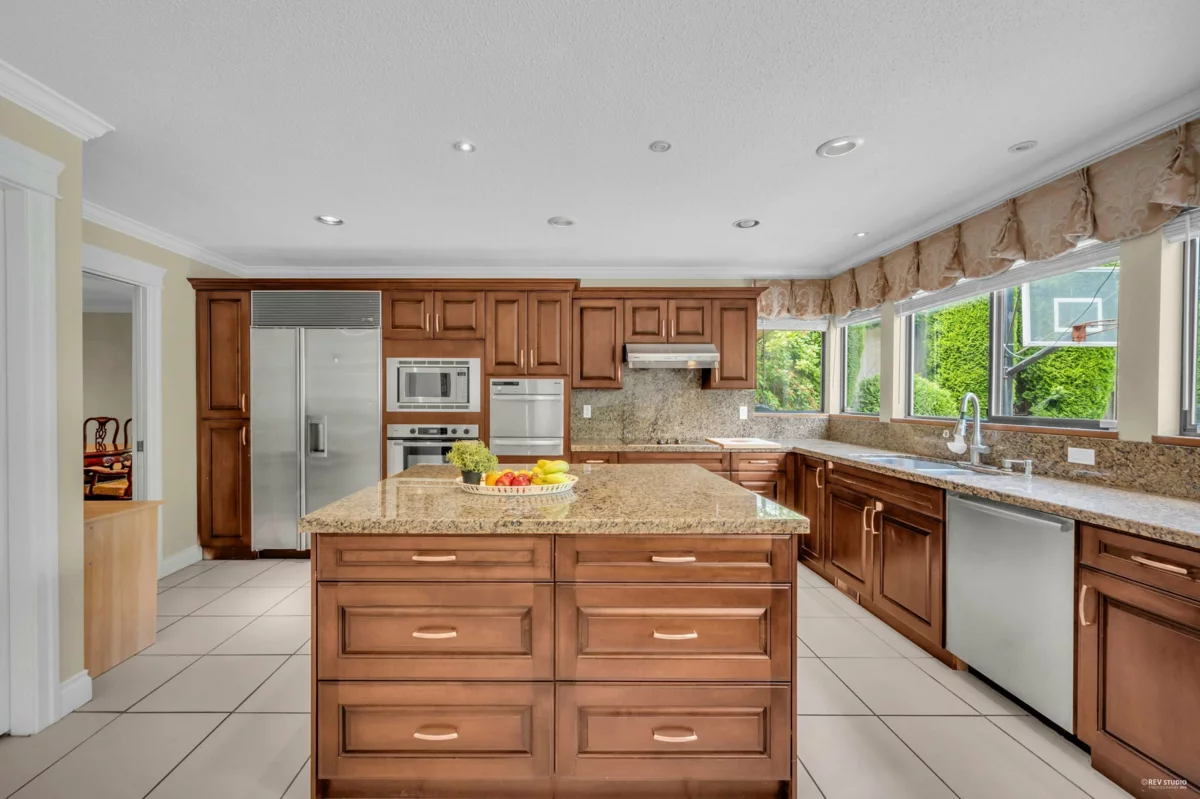 Walk-In Closet Photo of 11681 Summit Crescent, Delta, BC