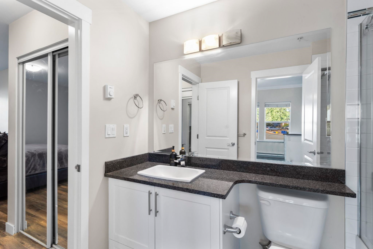 Basement Recreation Room Photo of 301 11580 223 Street, Maple Ridge, BC