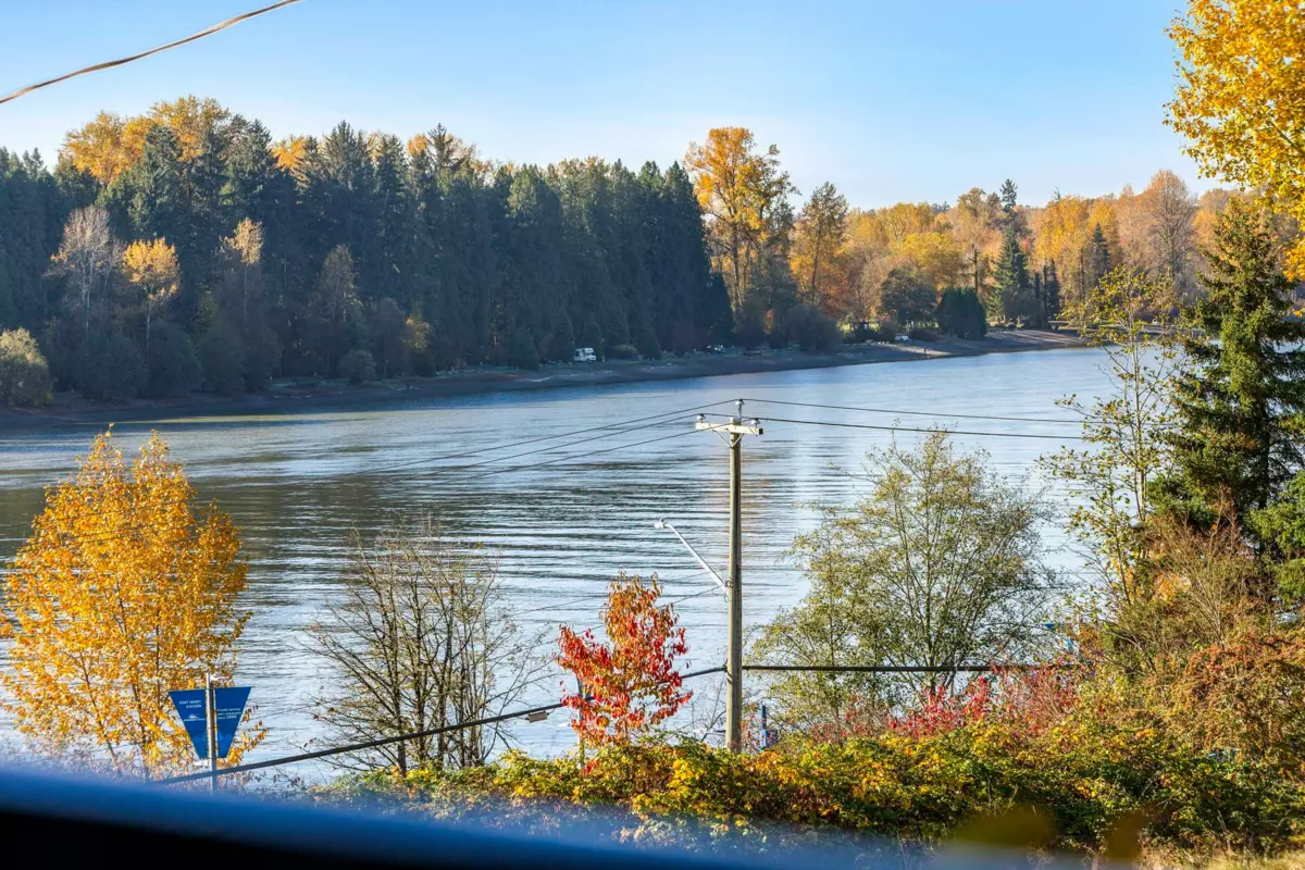 Bedroom 4 Photo of 301 11580 223 Street, Maple Ridge, BC