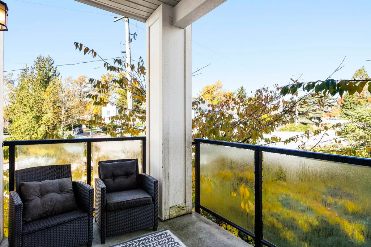 Primary Bathroom Photo of 301 11580 223 Street, Maple Ridge, BC