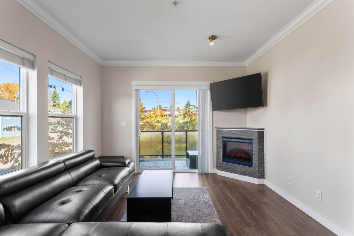 Primary Bedroom Photo of 301 11580 223 Street, Maple Ridge, BC