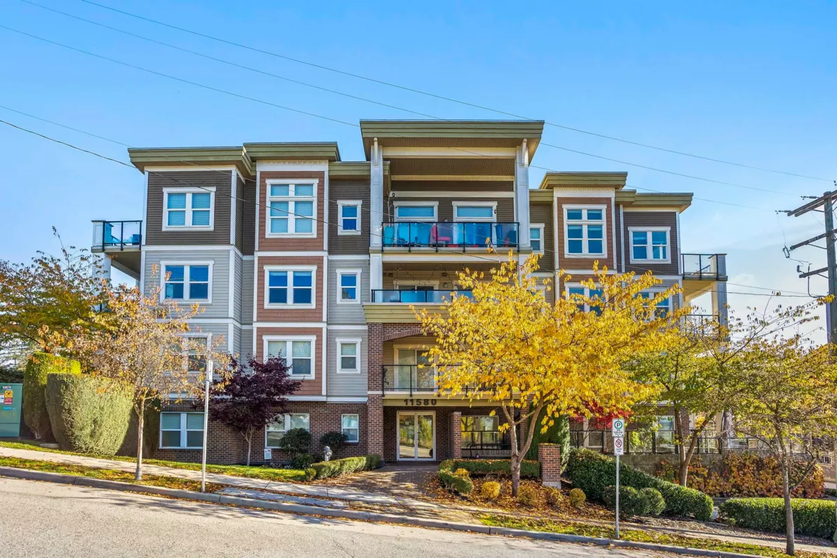 Staircase Photo of 301 11580 223 Street, Maple Ridge, BC