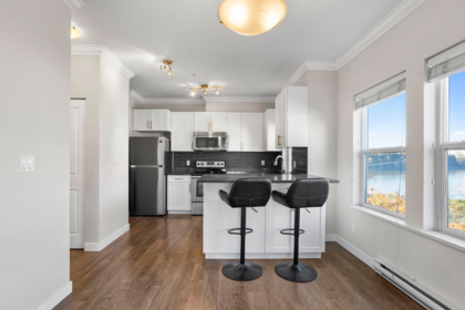 301 11580 223 Street, Maple Ridge, BC, West Central — 1 bed apartment/condo for sale