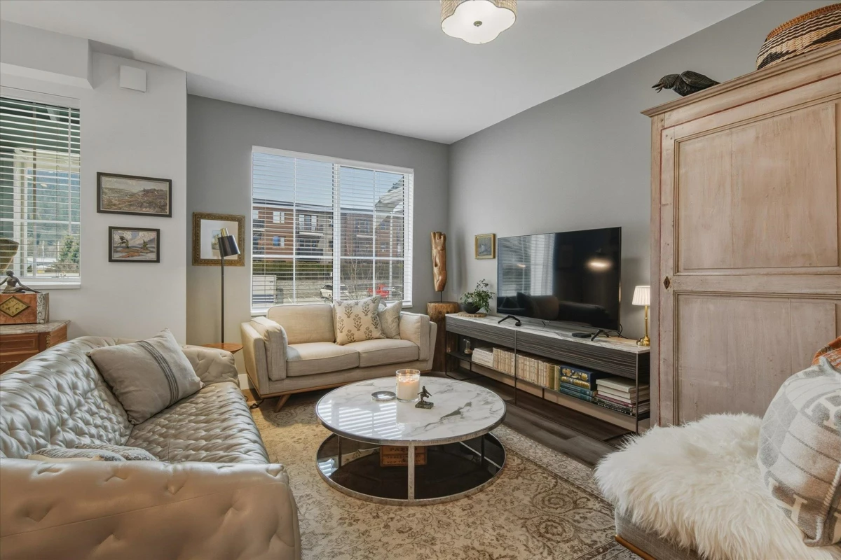 Living Room Photo of 1 7360 Crabapple Court, Pemberton, BC