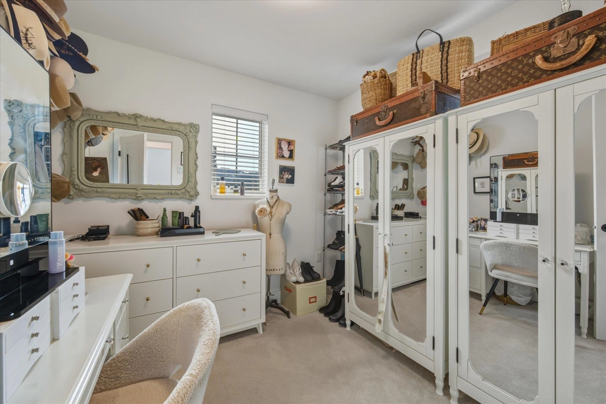 Powder Room Photo of 1 7360 Crabapple Court, Pemberton, BC