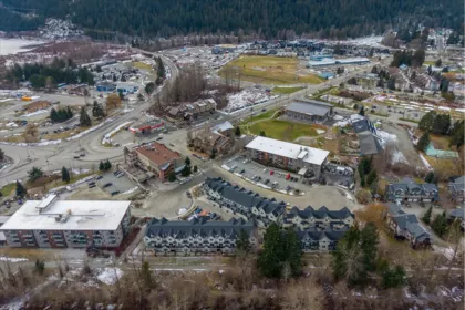 Community Amenities Photo (Clubhouse) of 1 7360 Crabapple Court, Pemberton, BC