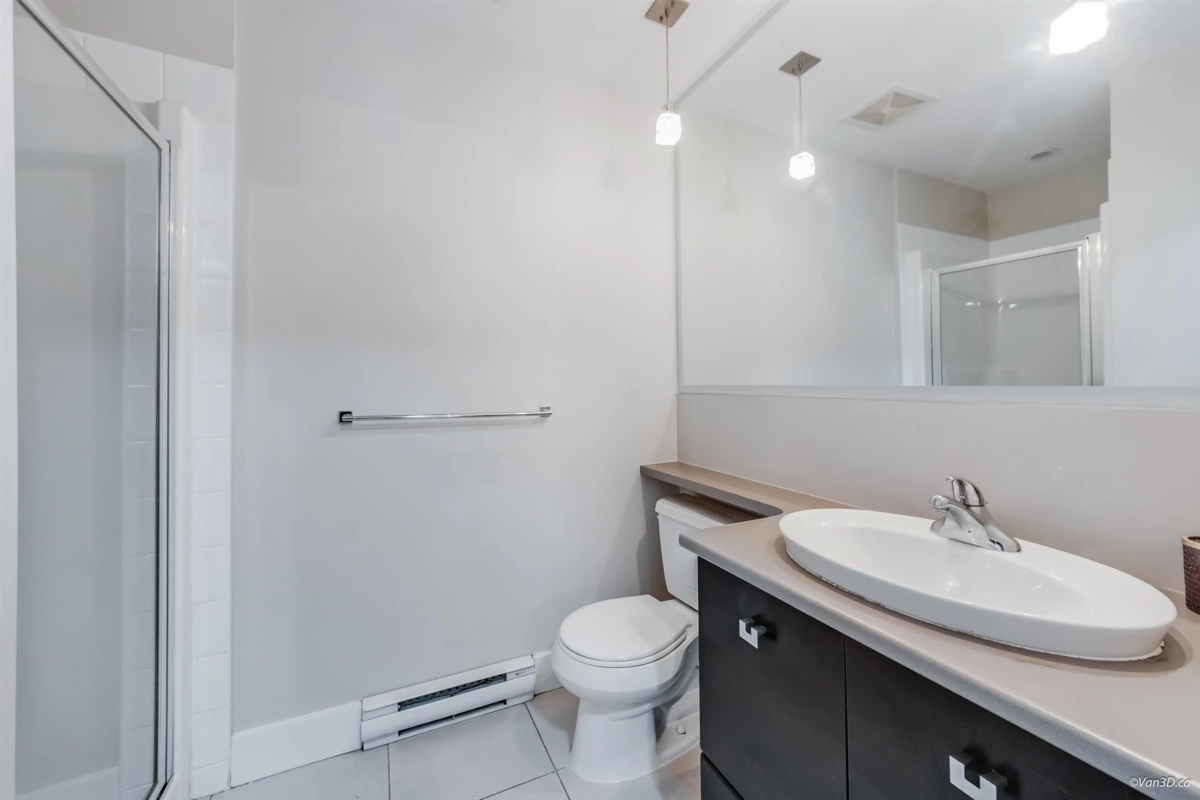 Entry Foyer Photo of 107 6628 SW 120 Street, Surrey, BC