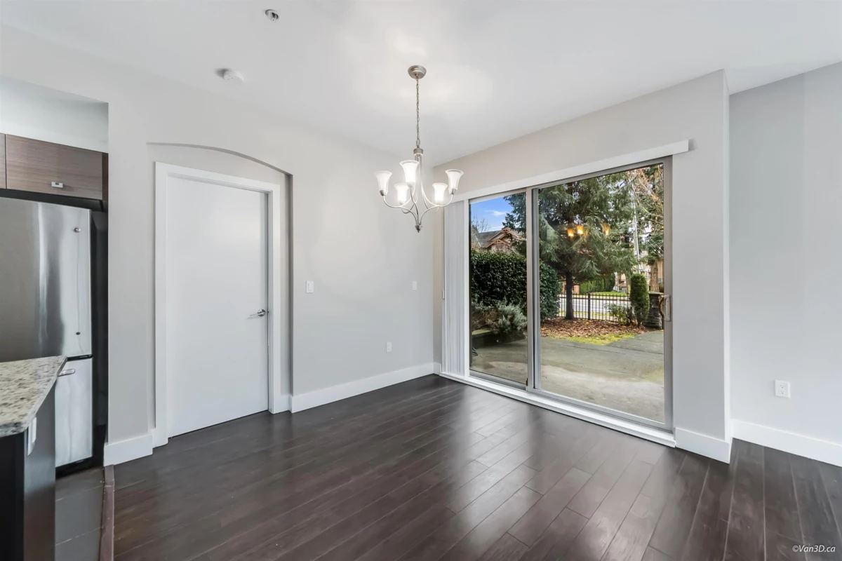 Primary Bathroom Photo of 107 6628 SW 120 Street, Surrey, BC