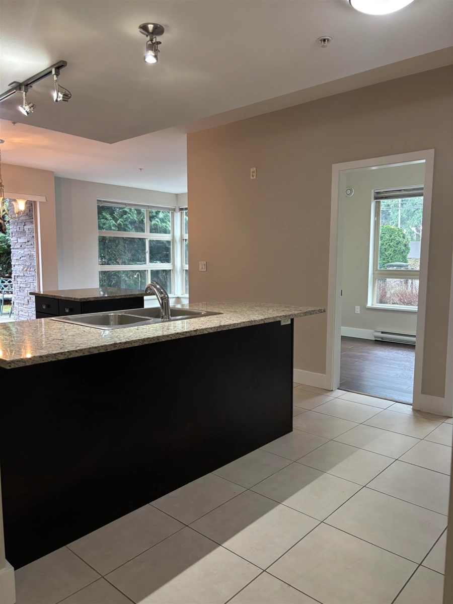 Walk-In Closet Photo of 107 6628 SW 120 Street, Surrey, BC