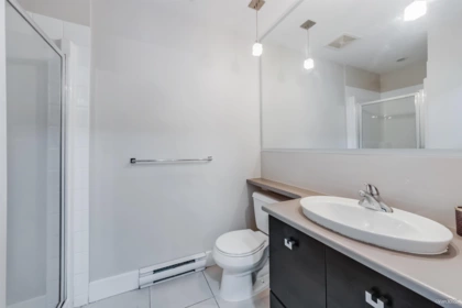 Entry Foyer Photo of 107 6628 SW 120 Street, Surrey, BC