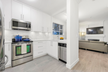 101 1333 W 7th Avenue, Vancouver, BC