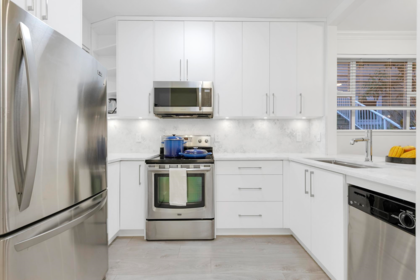 101 1333 W 7th Avenue, Vancouver, BC
