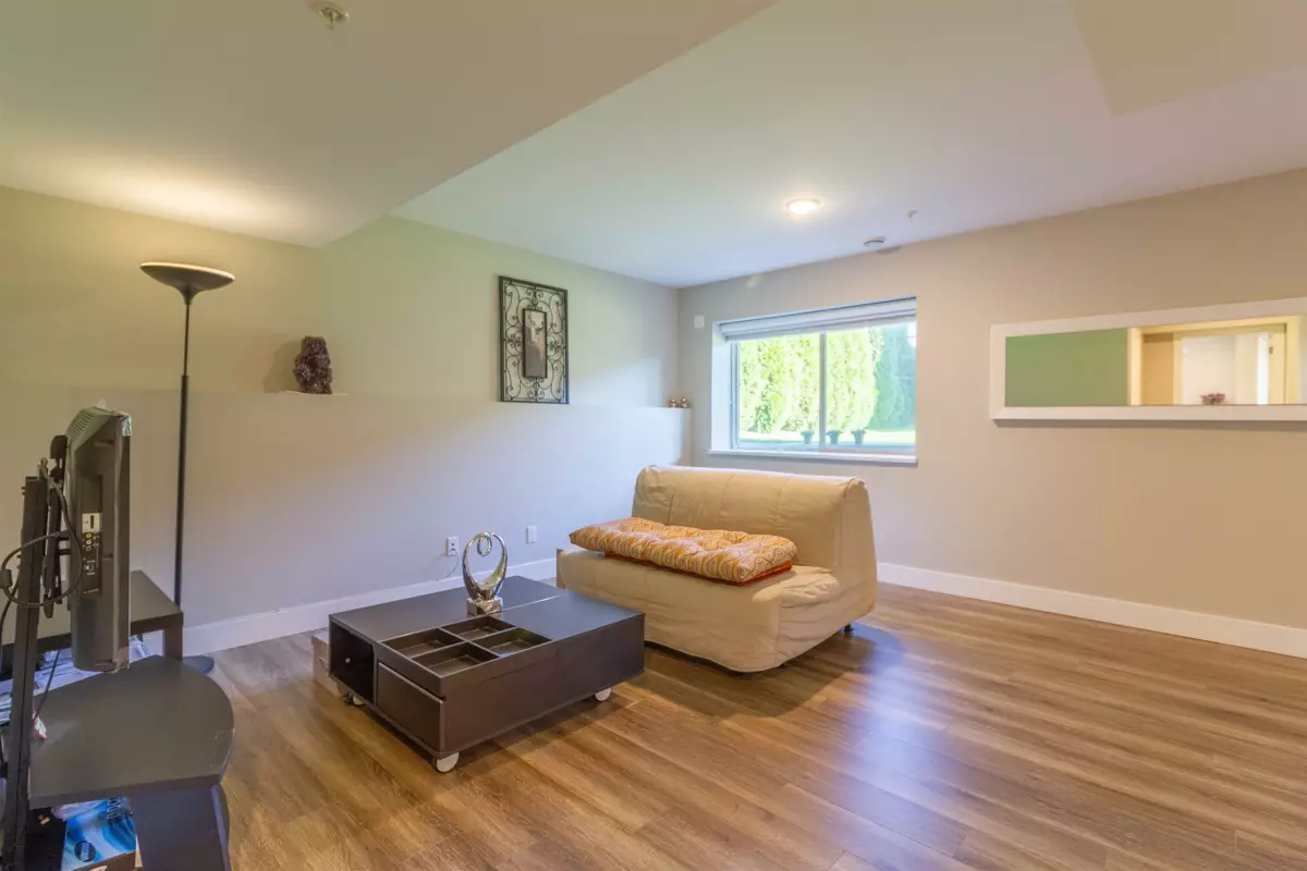 Backyard Photo of 13712 232 Street, Maple Ridge, BC