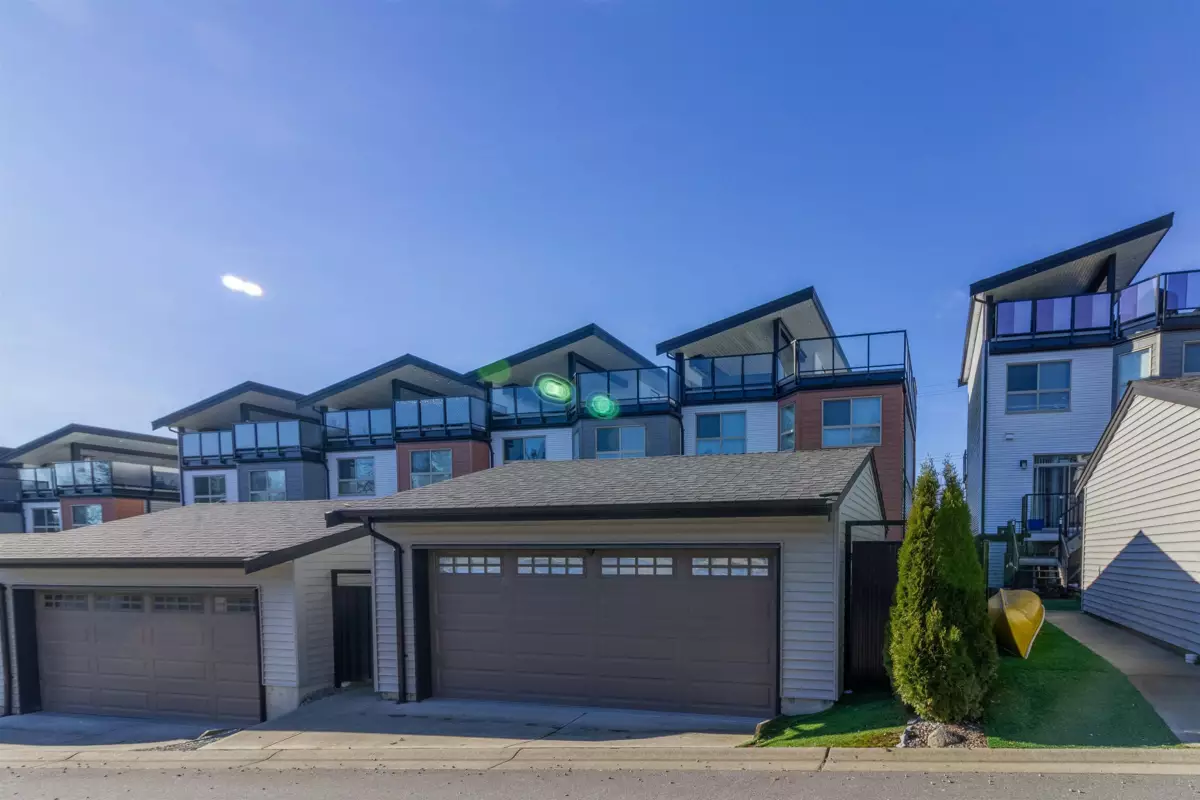 Community Amenities Photo (Clubhouse) of 13712 232 Street, Maple Ridge, BC