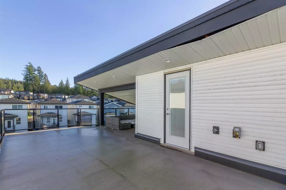 Mudroom Photo of 13712 232 Street, Maple Ridge, BC