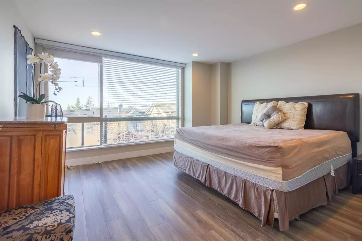 Primary Bedroom Photo of 13712 232 Street, Maple Ridge, BC