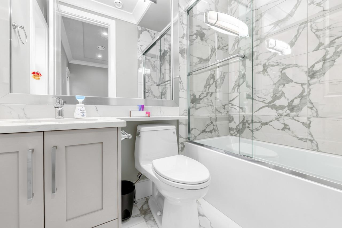 Laundry Room Photo of 5028 Maple Road, Richmond, BC