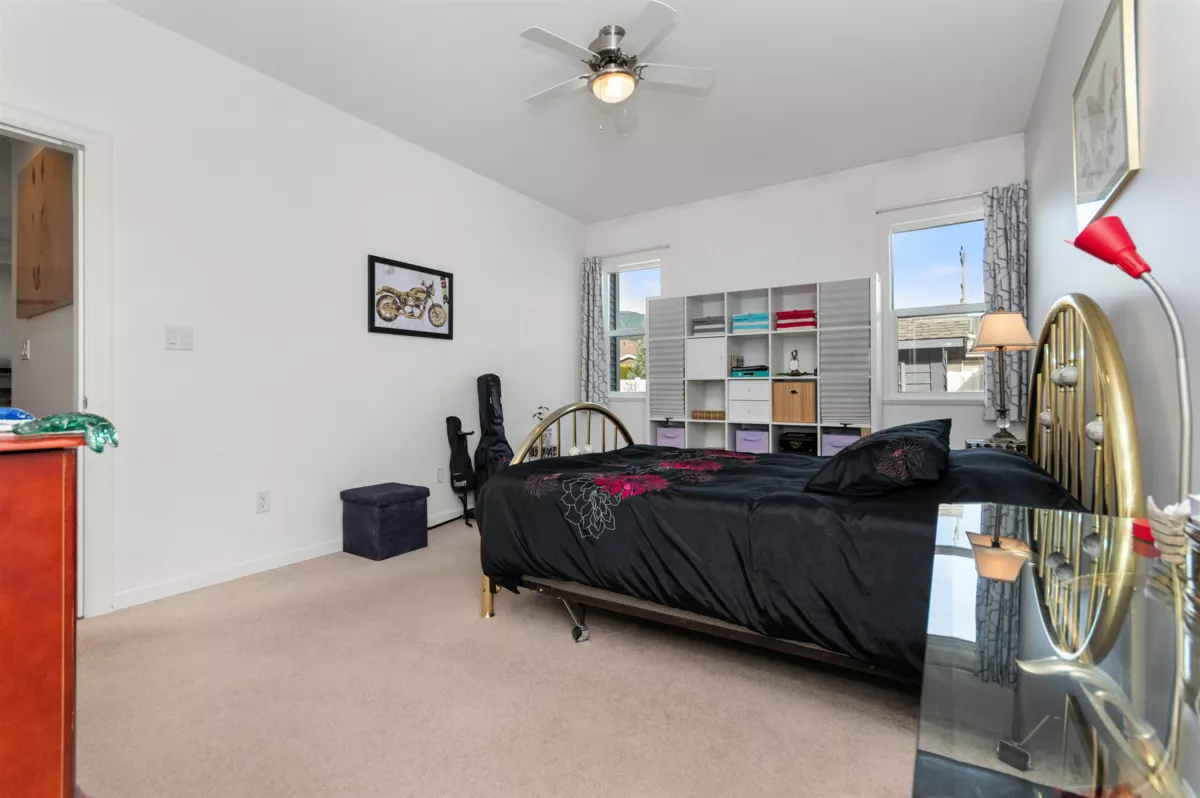 Laundry Room Photo of 1 425 Stuart Street, Hope, BC