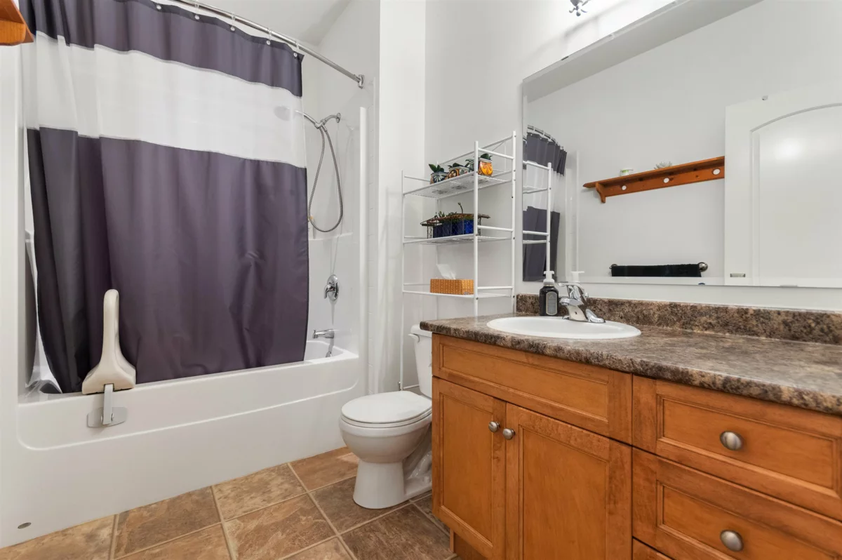 Outdoor Patio Photo of 1 425 Stuart Street, Hope, BC