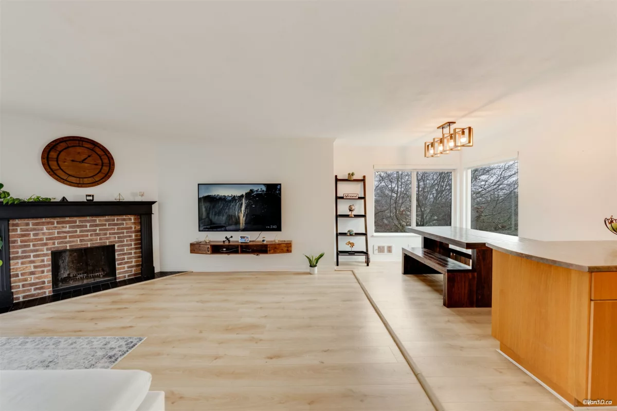 Bedroom 4 Photo of 306 7851 No. 1 Road, Richmond, BC