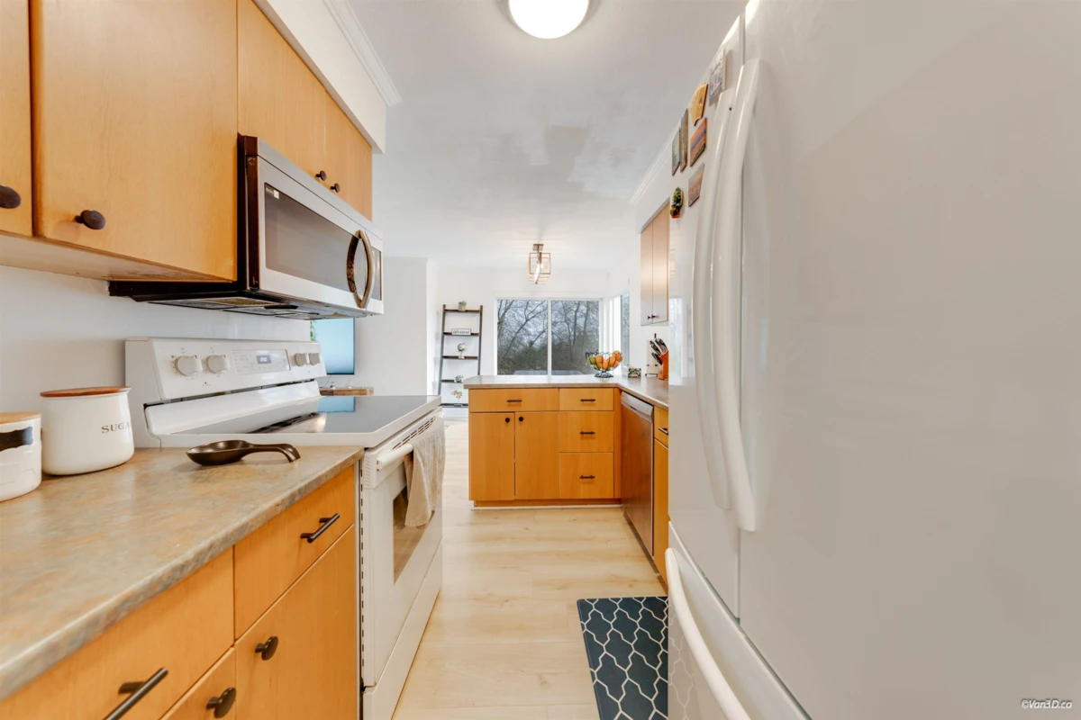 Family Room Photo of 306 7851 No. 1 Road, Richmond, BC