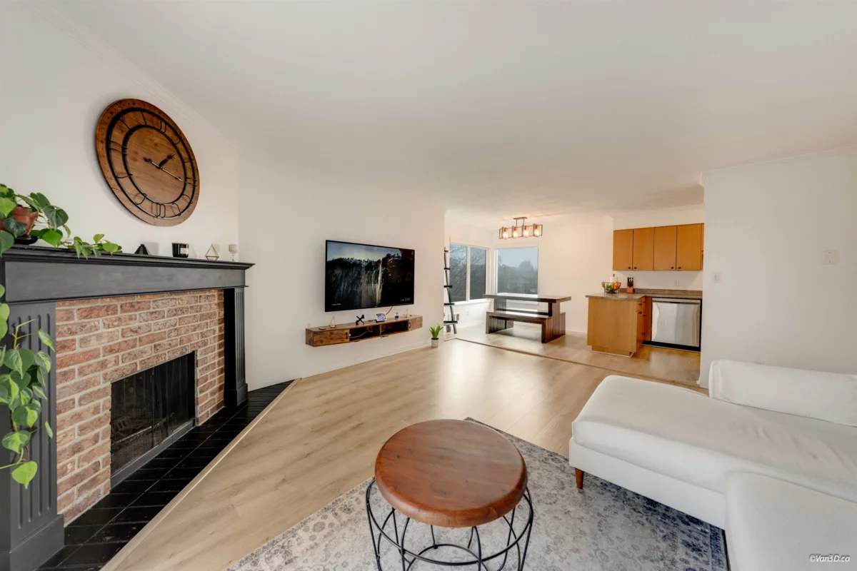 Guest Bathroom Photo of 306 7851 No. 1 Road, Richmond, BC