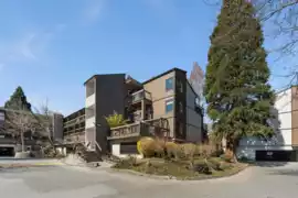 306 7851 No. 1 Road, Richmond, BC