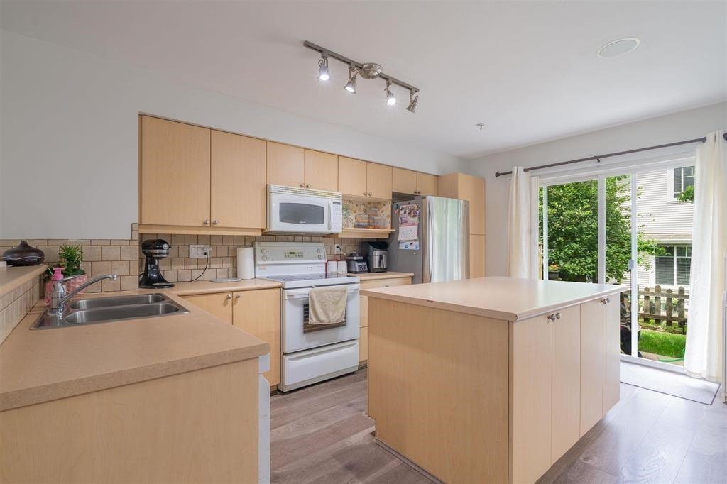 Kitchen Island Photo of 80 12711 64 Avenue, Surrey, BC