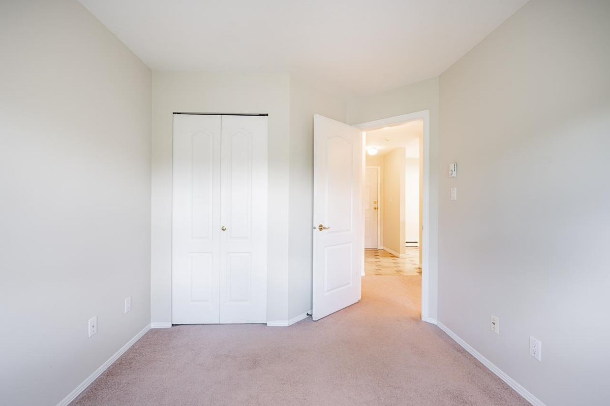 Laundry Room Photo of 314 15110 108 Avenue, Surrey, BC
