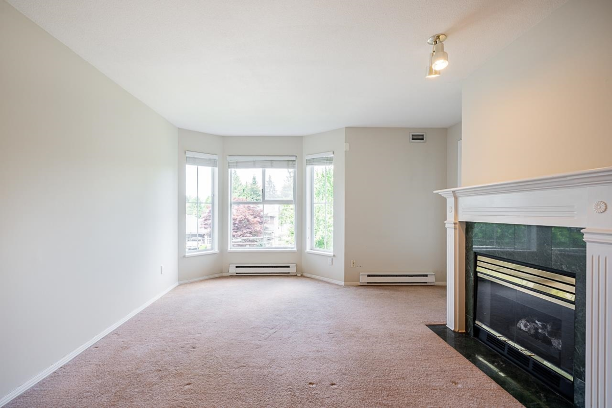 Pantry Photo of 314 15110 108 Avenue, Surrey, BC