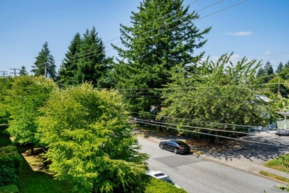 Outdoor Patio Photo of 314 15110 108 Avenue, Surrey, BC