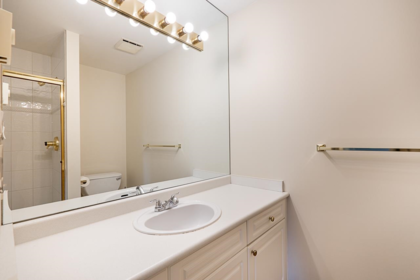 Powder Room Photo of 314 15110 108 Avenue, Surrey, BC