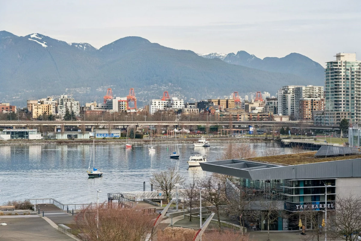 Walk-In Closet Photo of 604 123 W 1st Avenue, Vancouver, BC