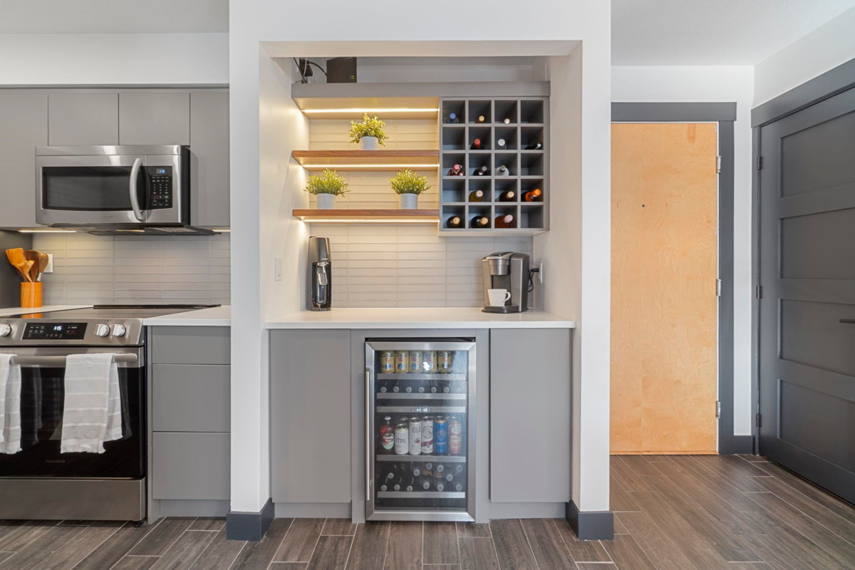Breakfast Nook Photo of 3005 84 Grant Street, Port Moody, BC