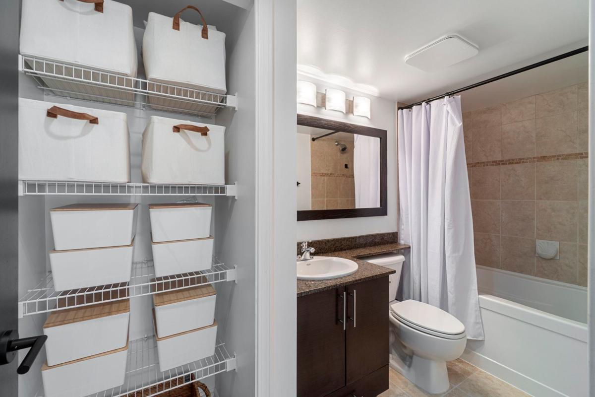 Mudroom Photo of 3005 84 Grant Street, Port Moody, BC