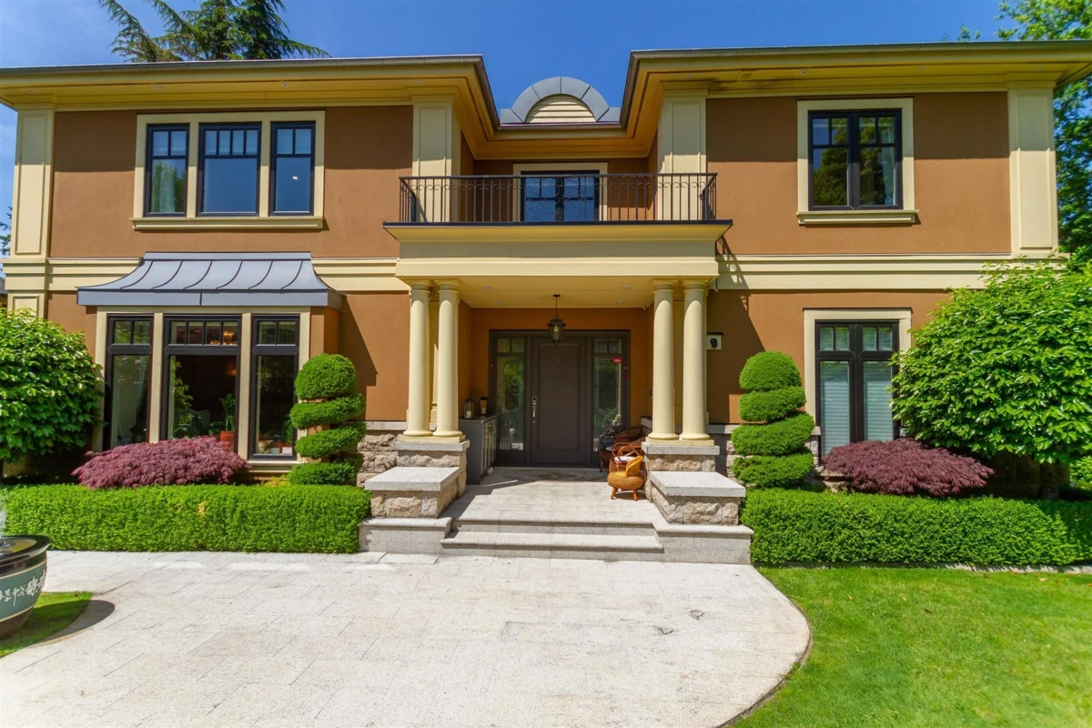 Front Yard Photo of 4239 Pine Crescent, Vancouver, BC