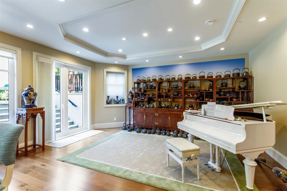 Garage Interior Photo of 4239 Pine Crescent, Vancouver, BC