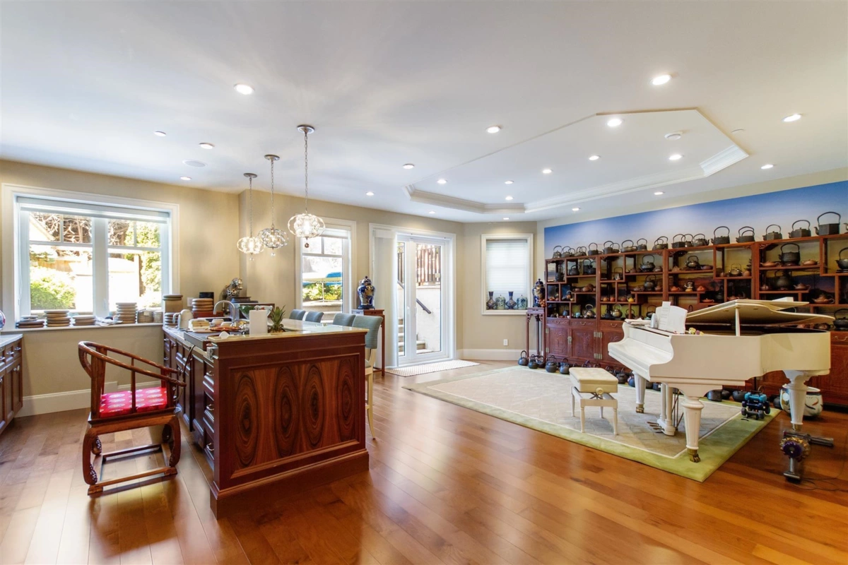 Hallway Photo of 4239 Pine Crescent, Vancouver, BC