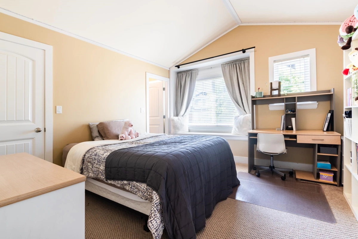 Basement Recreation Room Photo of 14239 62 Avenue, Surrey, BC