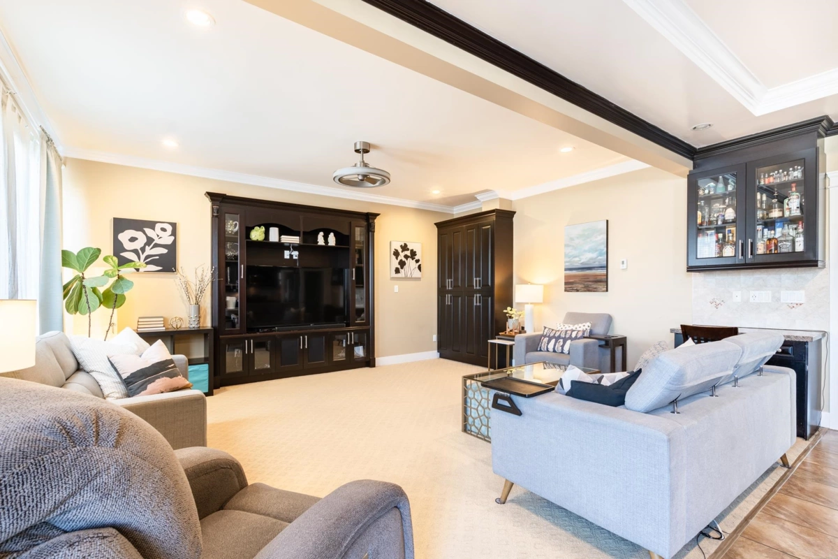 Family Room Photo of 14239 62 Avenue, Surrey, BC