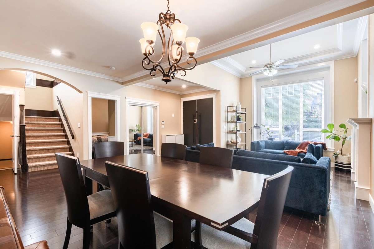 Kitchen Island Photo of 14239 62 Avenue, Surrey, BC
