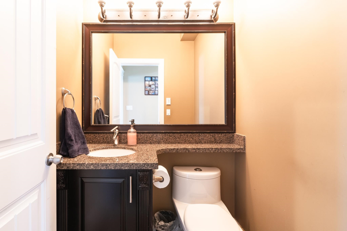 Walk-In Closet Photo of 14239 62 Avenue, Surrey, BC