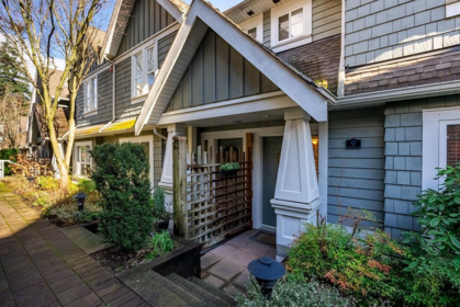 9 2688 Mountain Highway, North Vancouver, BC, North Vancouver — Townhouse for sale
