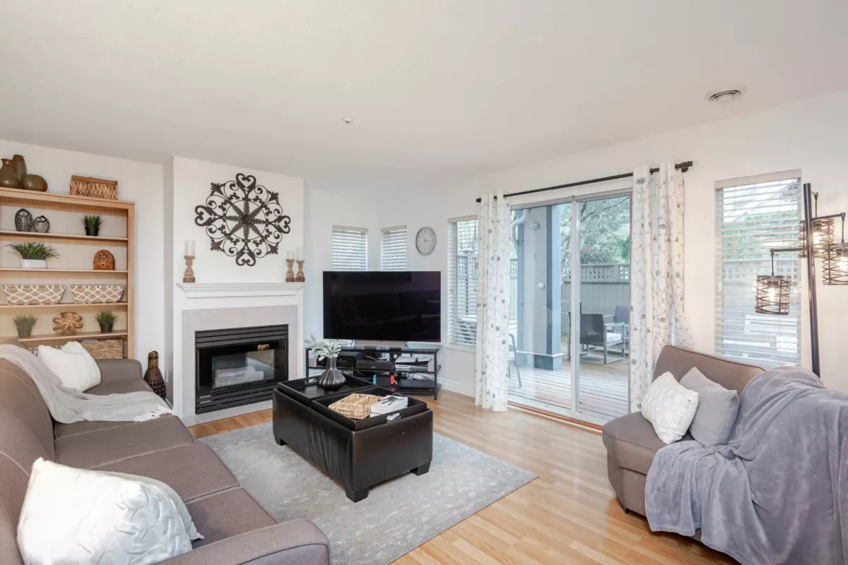 Bedroom 3 Photo of 44 5670 208 Street, Langley, BC