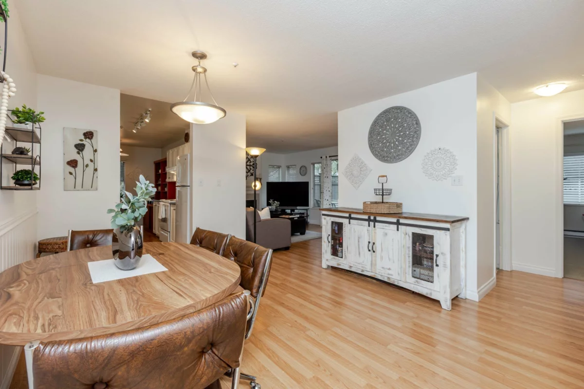 Dining Area Photo of 44 5670 208 Street, Langley, BC