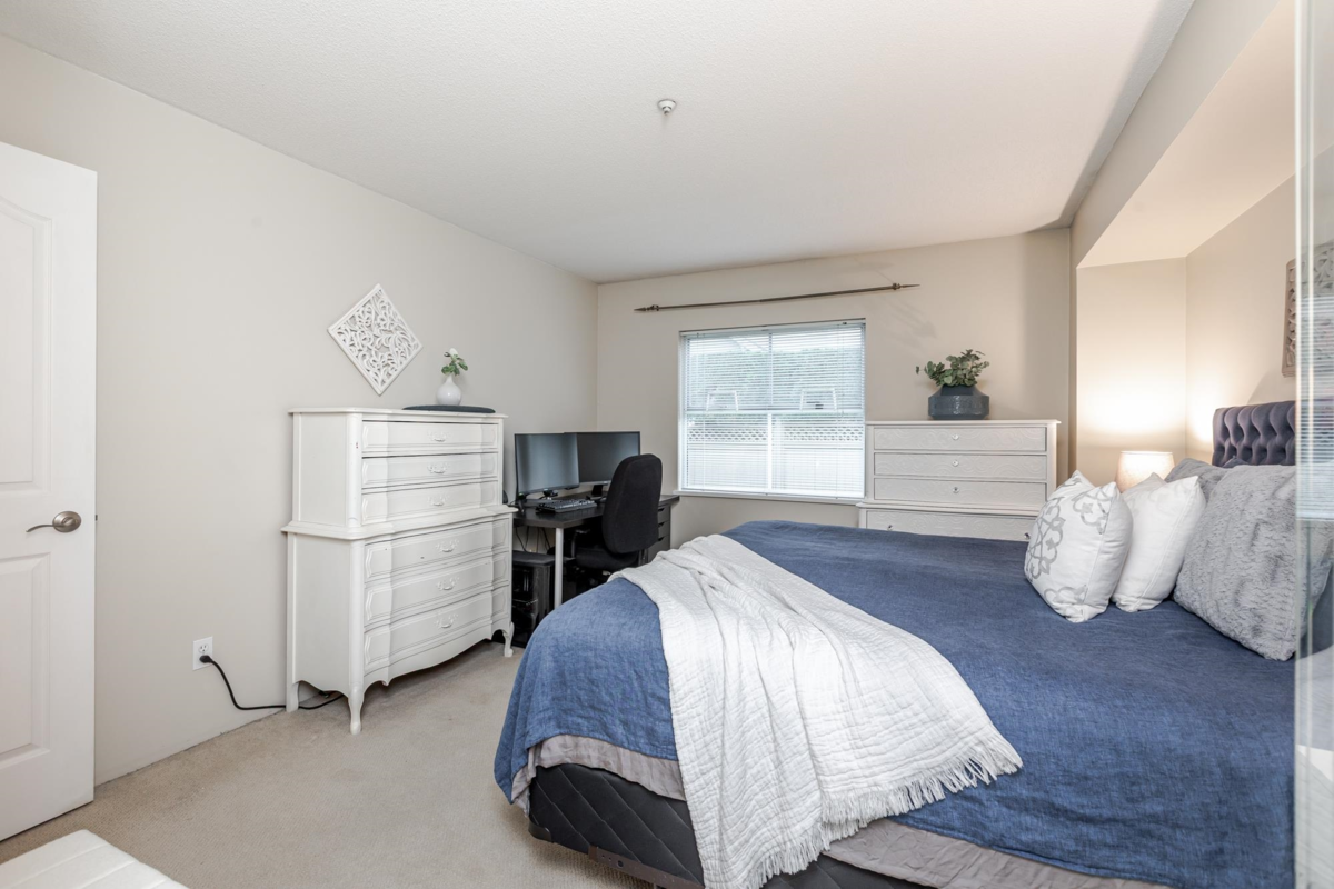 Laundry Room Photo of 44 5670 208 Street, Langley, BC