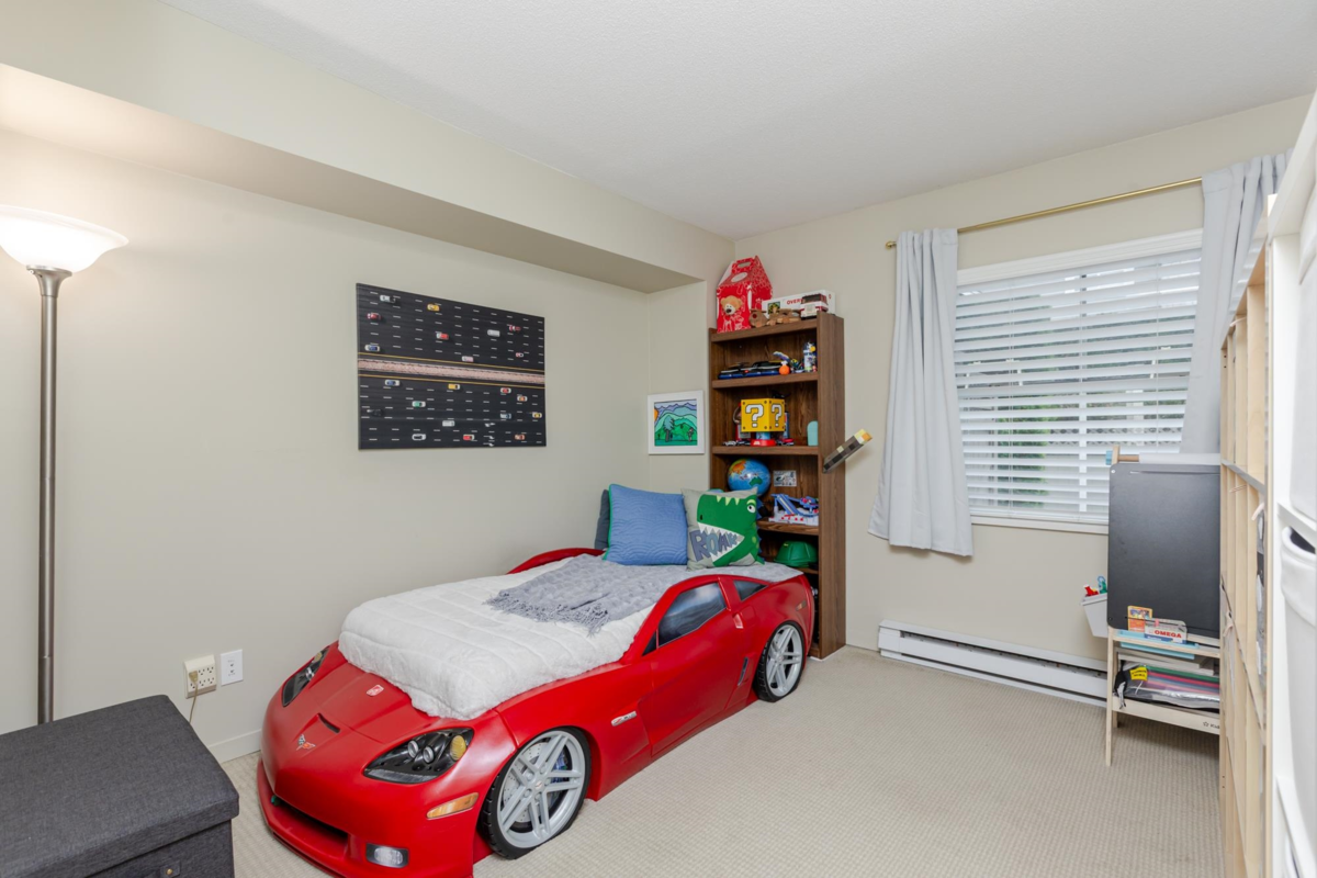 Staircase Photo of 44 5670 208 Street, Langley, BC